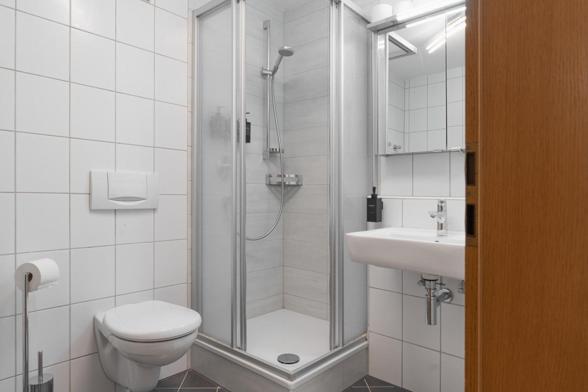 רדולפצל אם בודנזי Untersee-Suite Istayunixi Seenaehe-Terrasse-Workspace-Netflix-Parkplatz מראה חיצוני תמונה